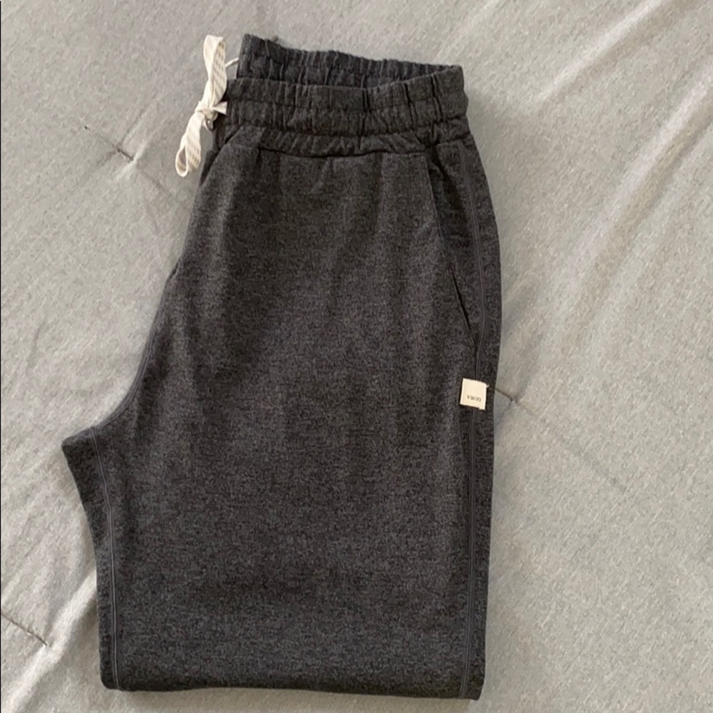 Vuori Joggers